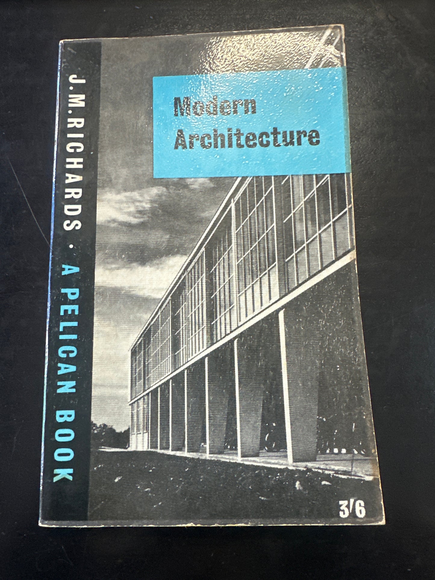 Modern Architecture (Used)